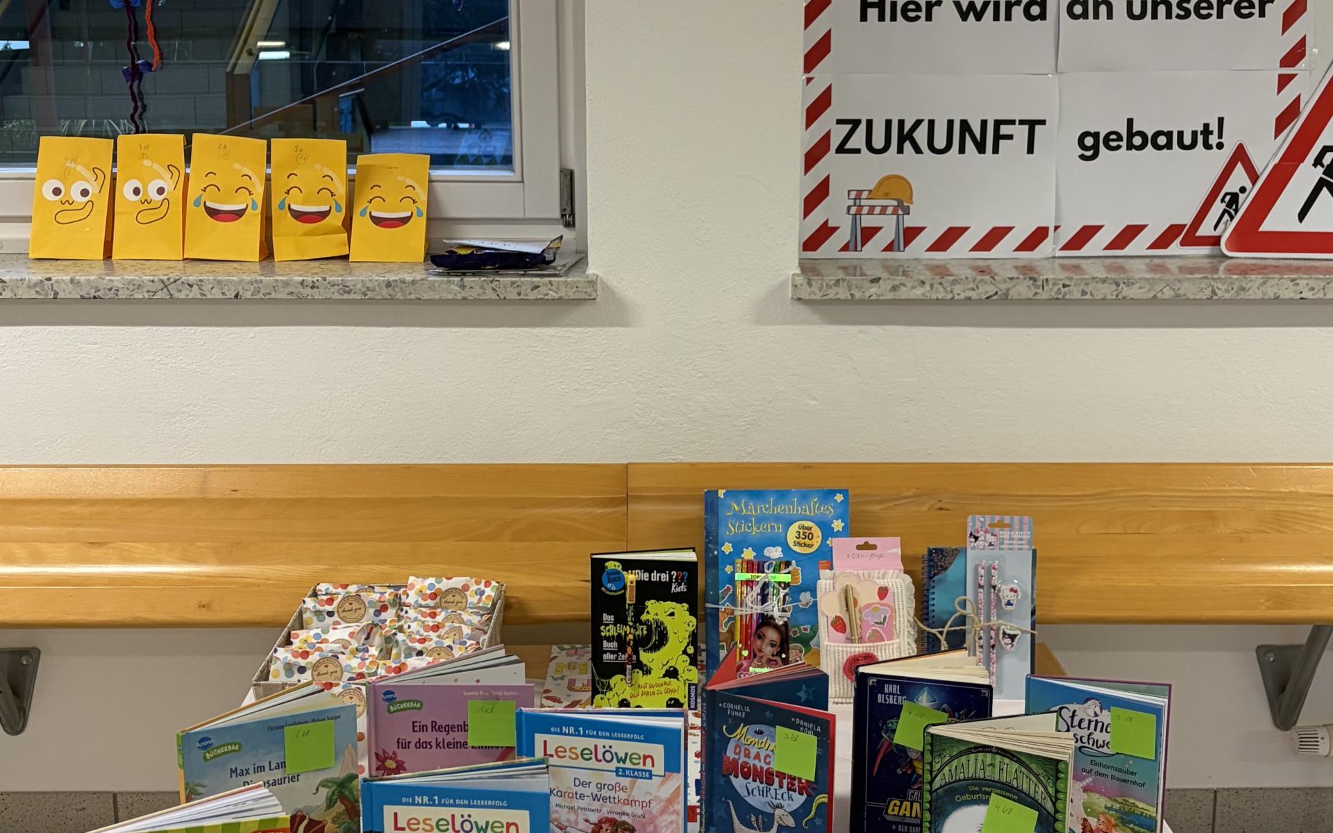 Der Büchertisch in der VS Dorfgastein